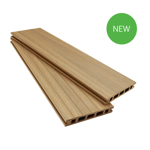 Forma decking free sample in Natural Oak